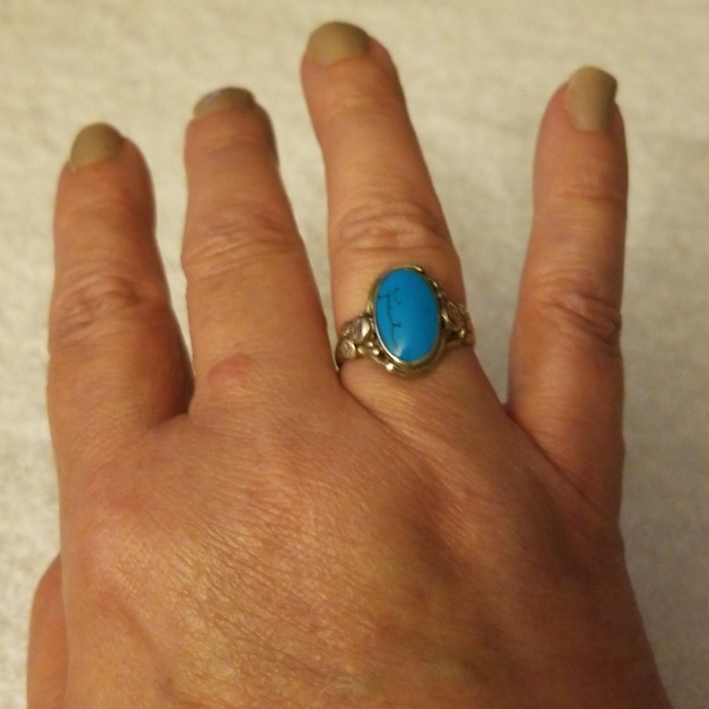 Sterling Silver 925 Ring - Picture 2 of 4